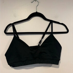 Black‎ lounge isla movement